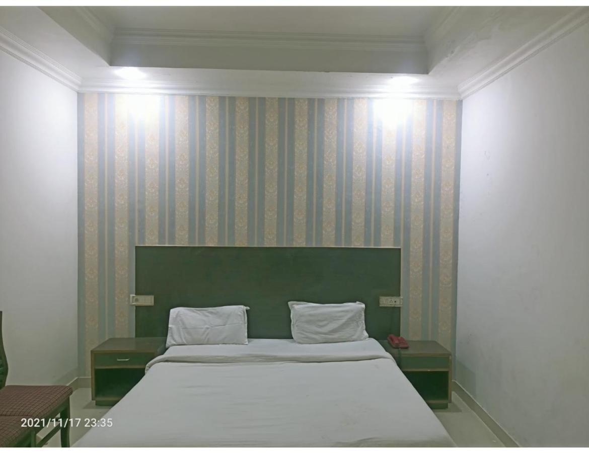 Hotel Kishore International, 阿姆利则 外观 照片