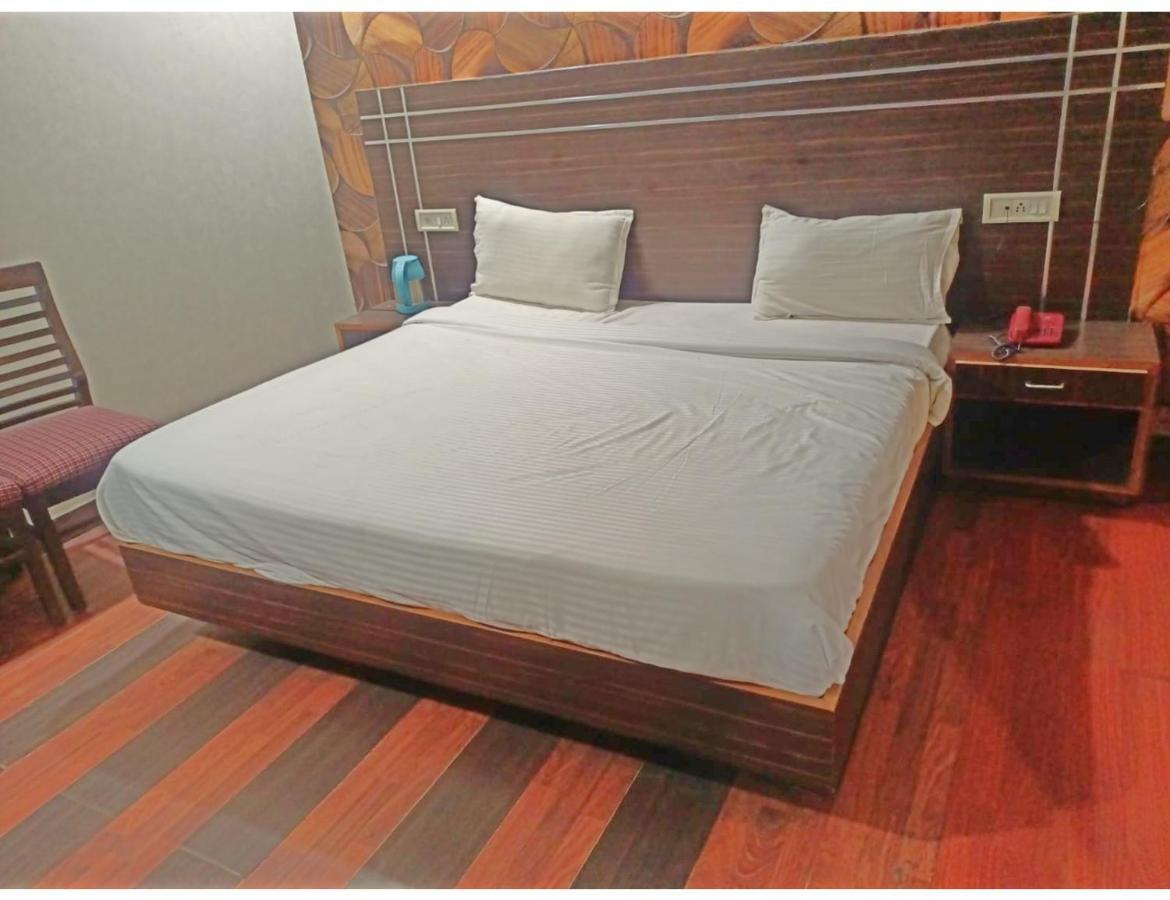 Hotel Kishore International, 阿姆利则 外观 照片