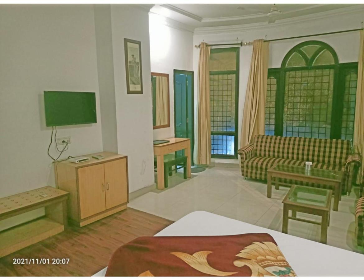 Hotel Kishore International, 阿姆利则 外观 照片