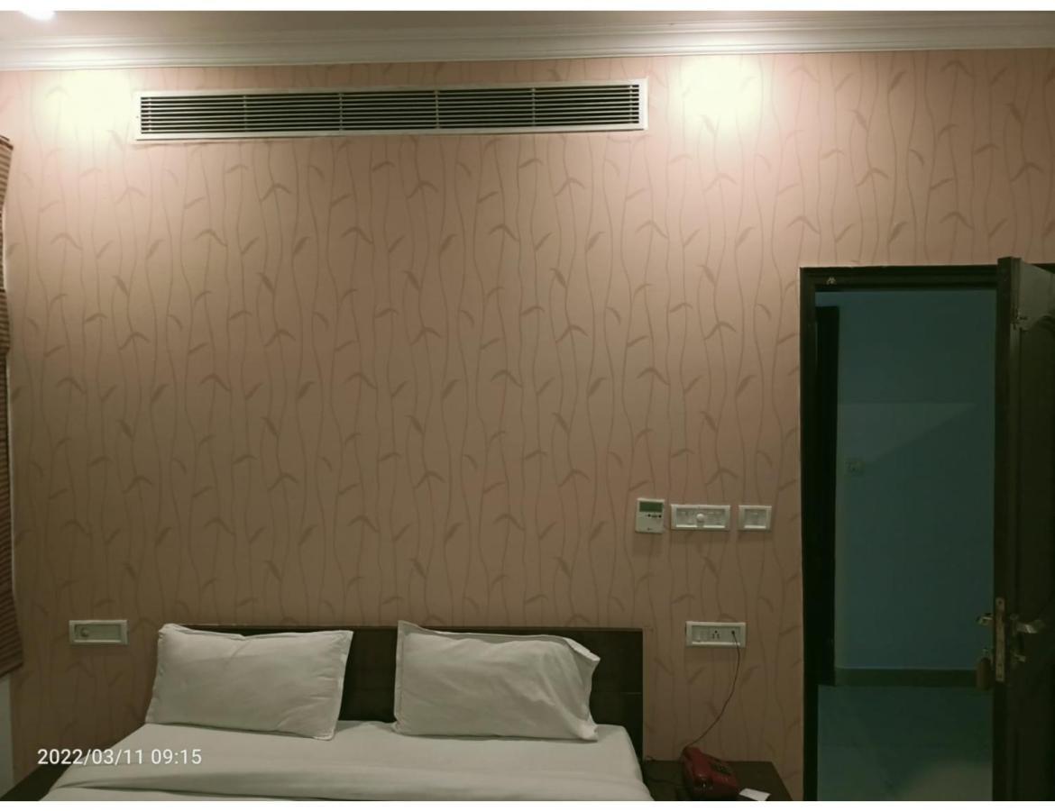Hotel Kishore International, 阿姆利则 外观 照片